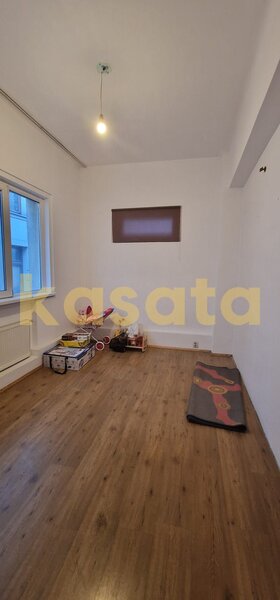 Piata Romana - ASE Apartament 4 camere de vanzare  107mp utili