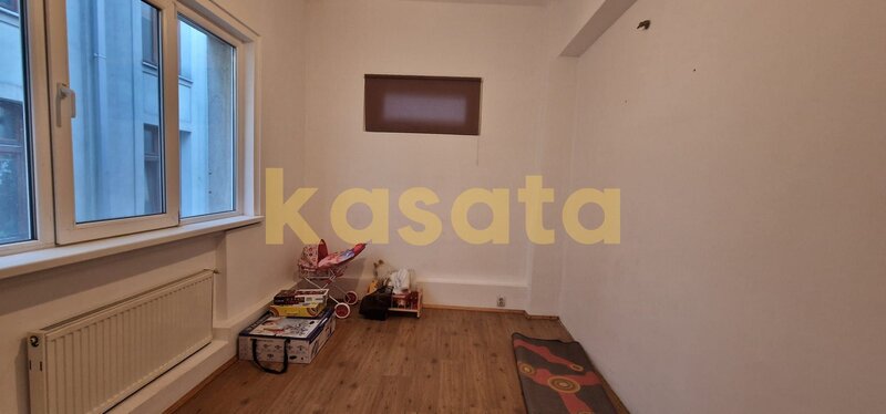 Piata Romana - ASE Apartament 4 camere de vanzare  107mp utili