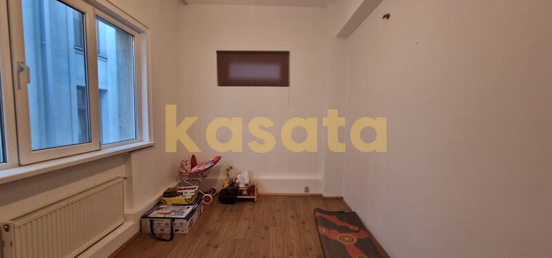Piata Romana - ASE Apartament 4 camere de vanzare  107mp utili