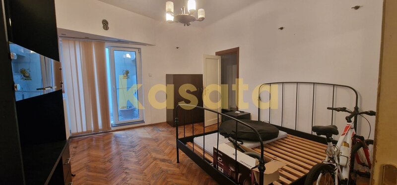 Piata Romana - ASE Apartament 4 camere de vanzare  107mp utili
