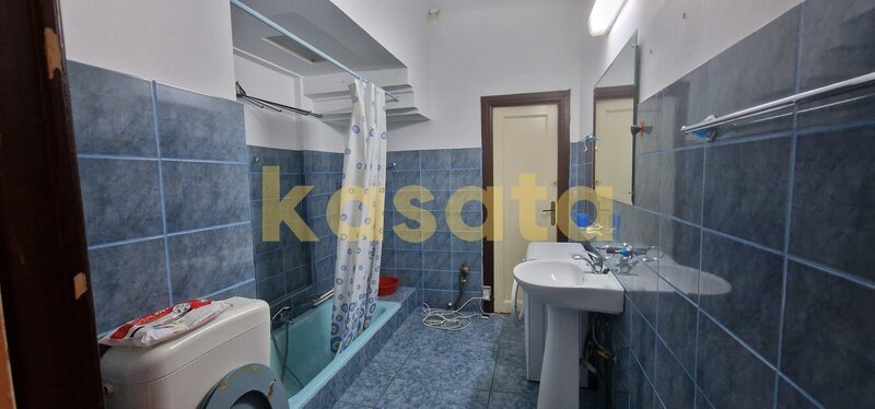 Piata Romana - ASE Apartament 4 camere de vanzare  107mp utili