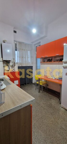 Piata Romana - ASE Apartament 4 camere de vanzare  107mp utili