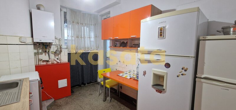 Piata Romana - ASE Apartament 4 camere de vanzare  107mp utili